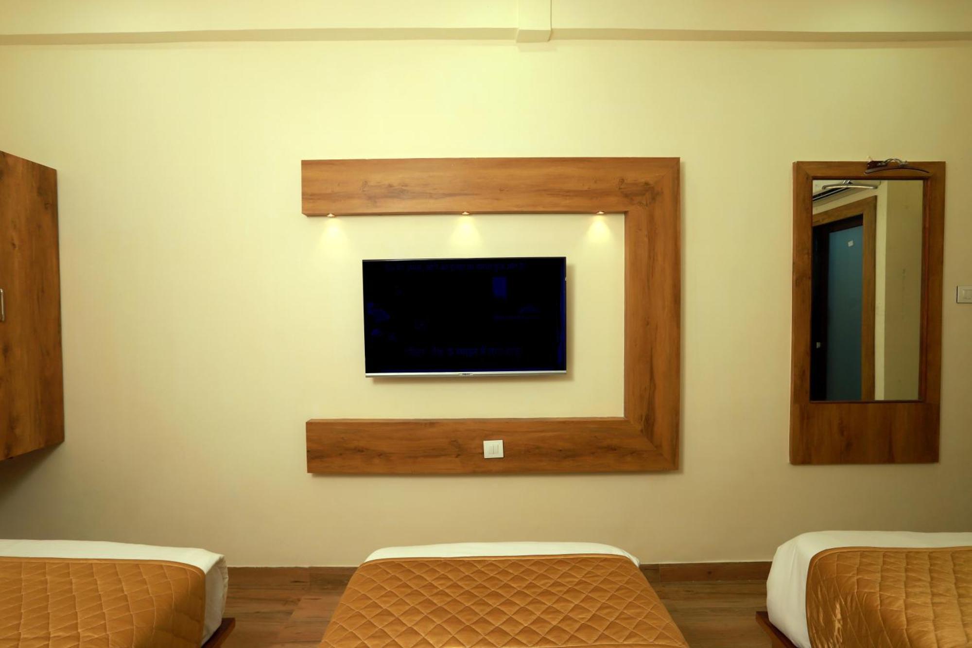 Hotel Bkc Minerva, Near Us Consulate Βομβάη Εξωτερικό φωτογραφία